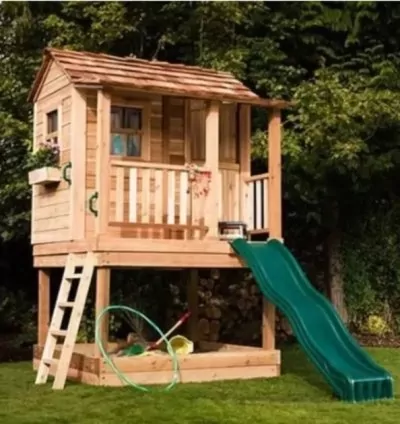 Projeto Casinha de Madeira Suspensa com Playground