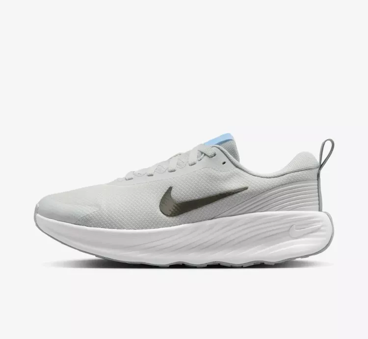 Tênis Nike Promina Feminino Azul Claro – Conforto e Estilo para o Seu Dia a Dia