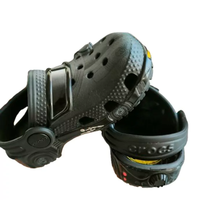 Sandália Crocs Batman Batmobile Classic Clog Preto C6 (teste)