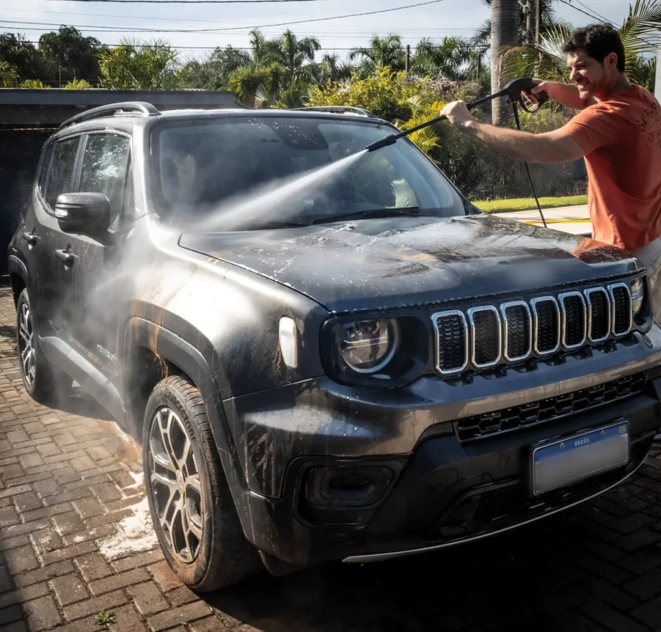 Lavadora de Alta Pressão Kärcher Compacta 1500 PSI 1400W 300L/h com Aplicador de Detergente e Lança Regulável – 127V