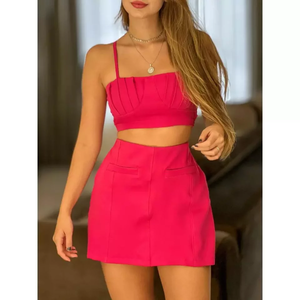 Conjunto Suelen Short Saia e Cropped Alfaiataria.