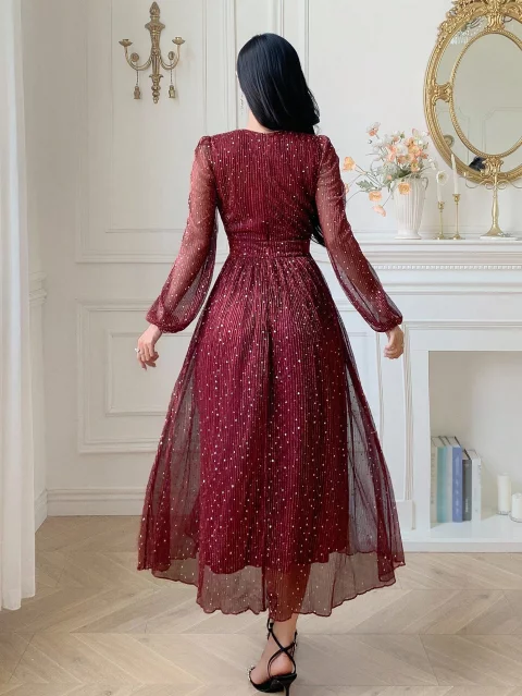 Vestido Midi de Manga Bufante com Decote em V