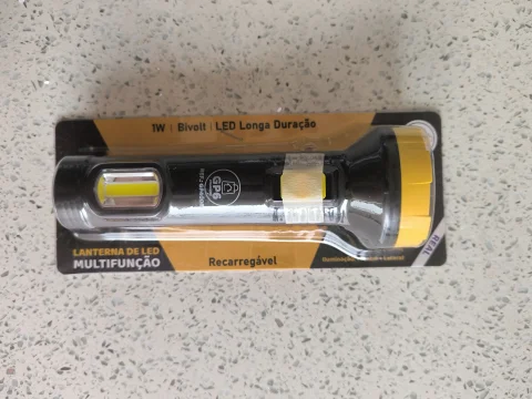 Lanterna de LED Multifuncional Recarregável