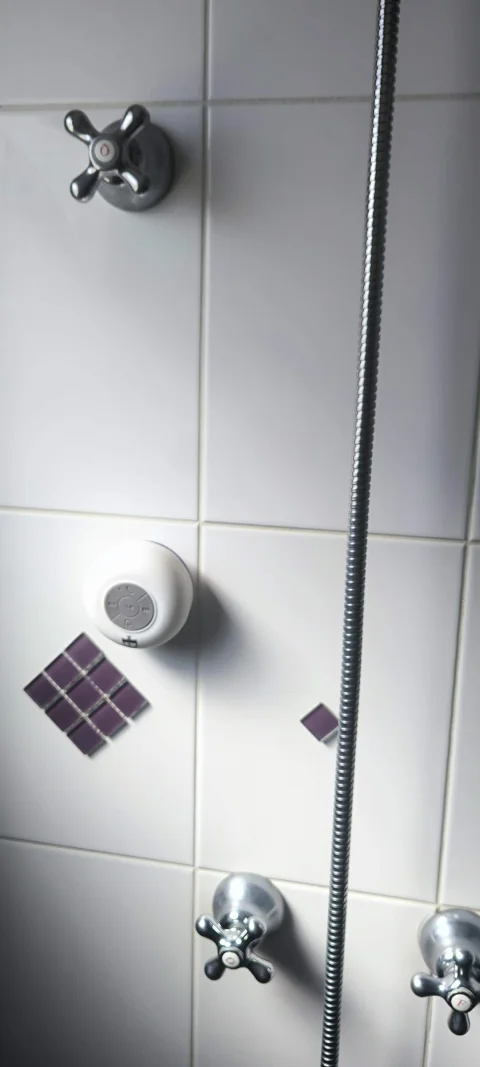 Caixa de Som Bluetooth à Prova d'Água 4