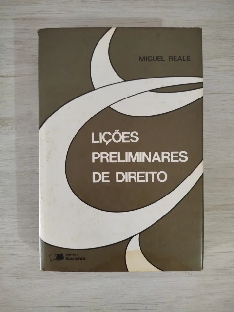Livro Lições Preliminares de Direito - Miguel Reale (Capa Dura)
